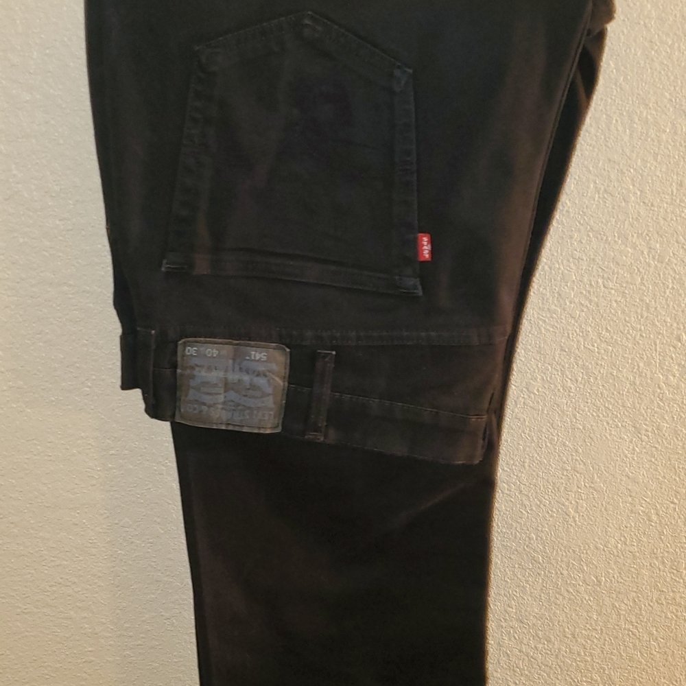 Mens black 541 levi 40x30